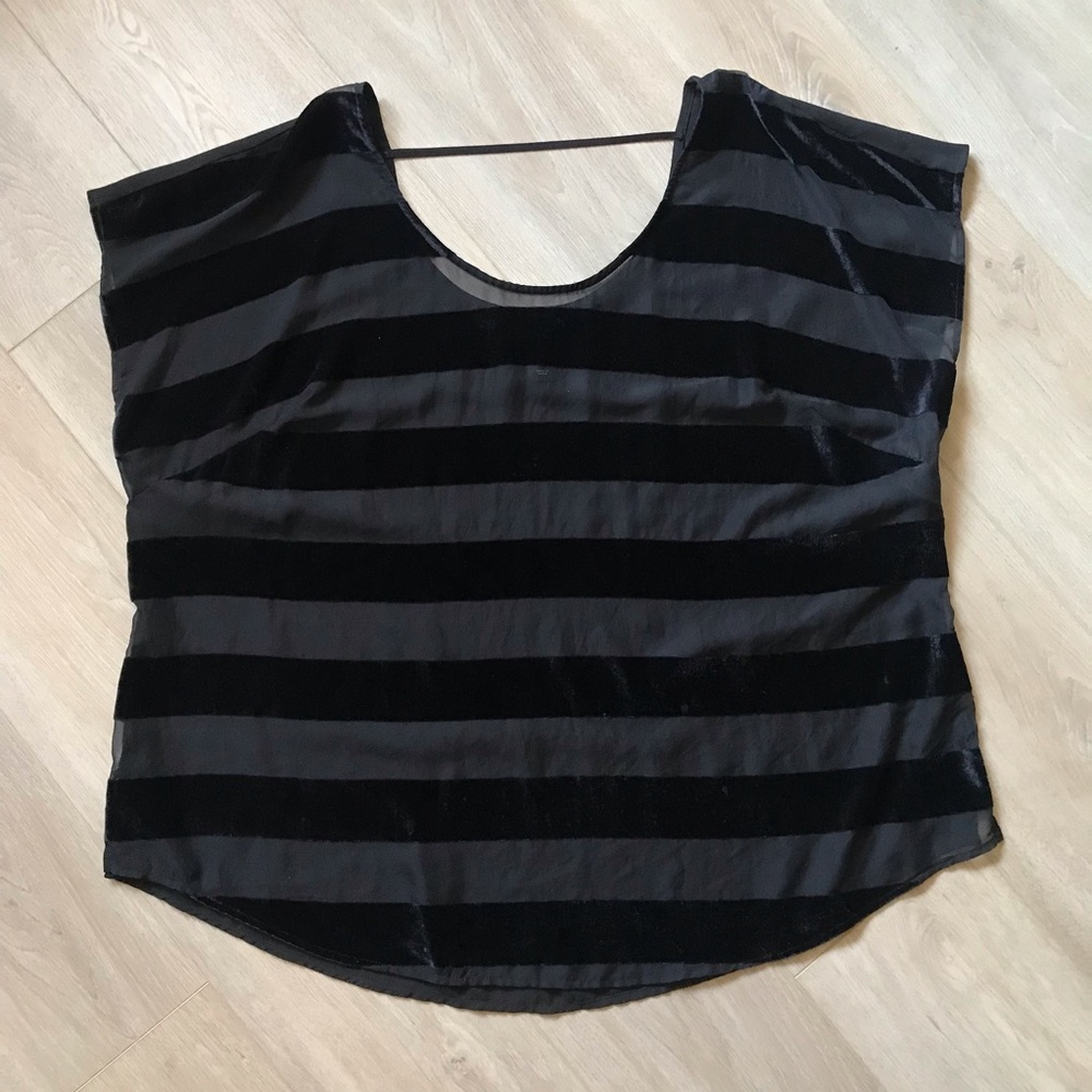 Lane Bryant Black Striped Women's Top